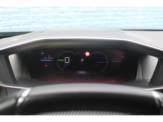Peugeot e-2008 EV GT 54 kWh | Navigatie | Camera | Fase 3 | Adaptieve cruise | All season | BTW | Nieuw model | ActivLease financial lease