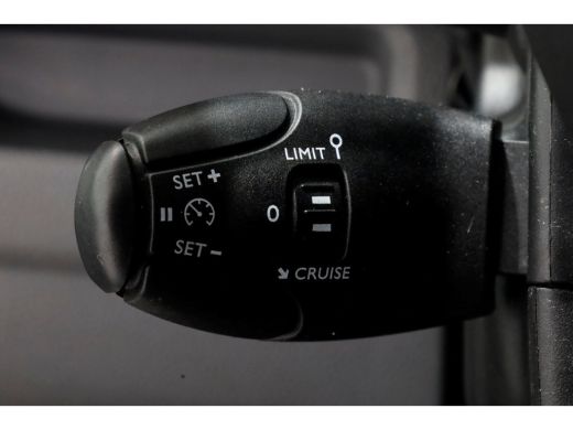 Peugeot Expert 1.5 BlueHDI 102pk Long Premium Airco/CarPlay/Camera 06-2022 ActivLease financial lease