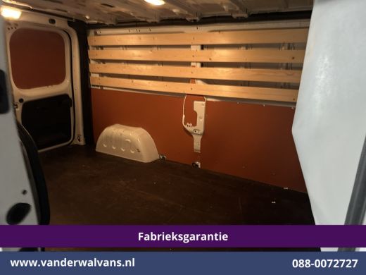 Renault Trafic 2.0 dCi L2H1 Fabrieksgarantie Euro6 Airco | LED | Cruisecontrol | Trekhaak Parkeersensoren, Bijri... ActivLease financial lease