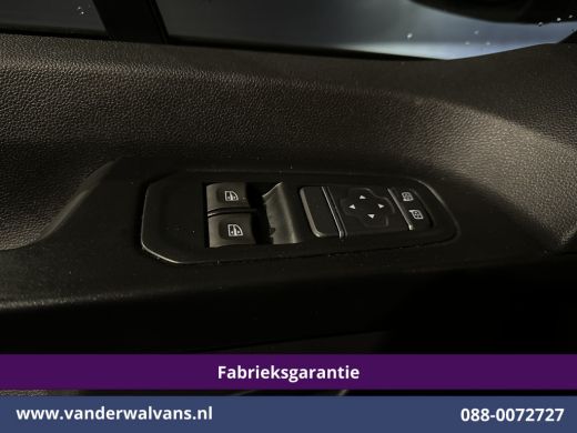 Renault Trafic 2.0 dCi L2H1 Fabrieksgarantie Euro6 Airco | LED | Cruisecontrol | Trekhaak Parkeersensoren, Bijri... ActivLease financial lease