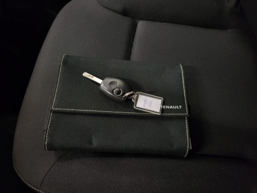 Renault Trafic Passenger 1.6dCi 8-Personenbus - Excl. BTW / BPM vrij Euro 6! ActivLease financial lease