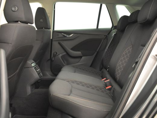 Skoda Kamiq 1.0 TSI 7-DSG Automaat Ambition l Apple Car Play & Android Auto l DAB l LED koplampen l 16" 10 sp... ActivLease financial lease