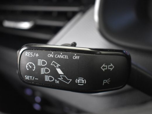 Skoda Kamiq 1.0 TSI 7-DSG Automaat Ambition l Apple Car Play & Android Auto l DAB l LED koplampen l 16" 10 sp... ActivLease financial lease