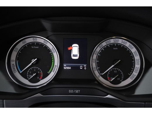 Skoda Superb Combi 1.4 TSI iV Business Edition Plus Navigatie, Climate, Lmv, ActivLease financial lease