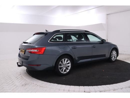 Skoda Superb Combi 1.4 TSI iV Business Edition Plus Navigatie, Climate, Lmv, ActivLease financial lease