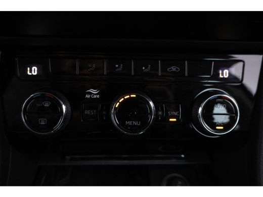 Skoda Superb Combi 1.4 TSI iV Business Edition Plus Navigatie, Climate, Lmv, ActivLease financial lease