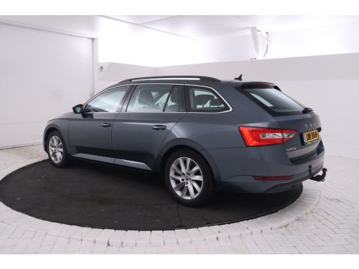 Skoda Superb Combi 1.4 TSI iV Business Edition Plus Navigatie, Climate, Lmv, ActivLease financial lease