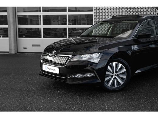 Skoda Superb Combi 1.4TSI PHEV 218pk Business Edition | Panoramadak | Trekhaak | Adaptive Cruise | Achteruitri... ActivLease financial lease