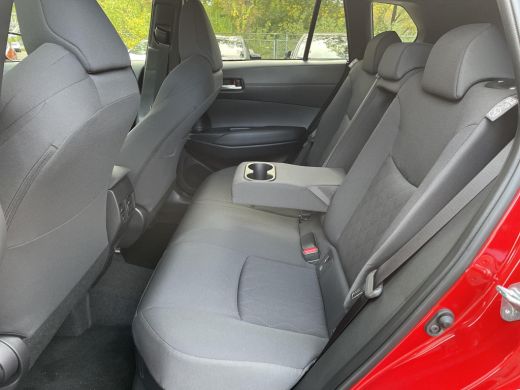 Toyota Corolla Cross Hybrid 140 Dynamic ActivLease financial lease