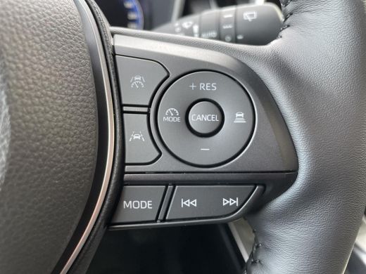 Toyota Corolla Cross Hybrid 140 Dynamic ActivLease financial lease