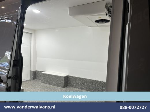 Volkswagen Crafter 2.0 TDI 177pk Automaat L3H3 L2H2 Koelwagen Vriezen tot -20°C Fabrieksgarantie Euro6 Airco | Camer... ActivLease financial lease