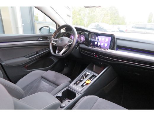 Volkswagen Golf 1.5 eTSI 150pk DSG 1st Edition ,. Pano, Virtual cockpit, LED verl. Electr. bestuurdersstoel met m... ActivLease financial lease