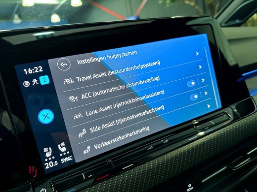 Volkswagen Golf 8 2.0 TSI R 4Motion Performance Akrapovic|Leder|HUD|H/K|Memory|BTW ActivLease financial lease