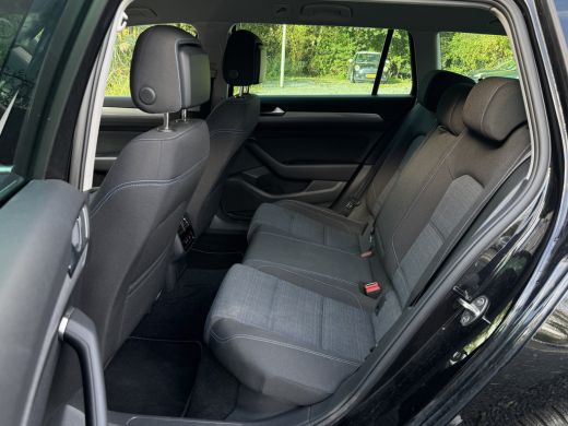 Volkswagen Passat Variant 218PK DSG HYBRID GTE BUSINESS CAMERA/NAVI/IQ-LIGHT ActivLease financial lease