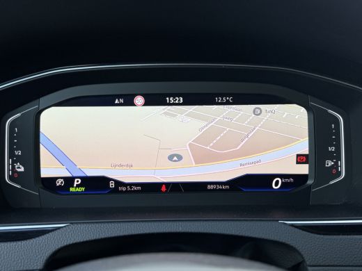 Volkswagen Passat Variant 218PK DSG HYBRID GTE BUSINESS CAMERA/NAVI/IQ-LIGHT ActivLease financial lease