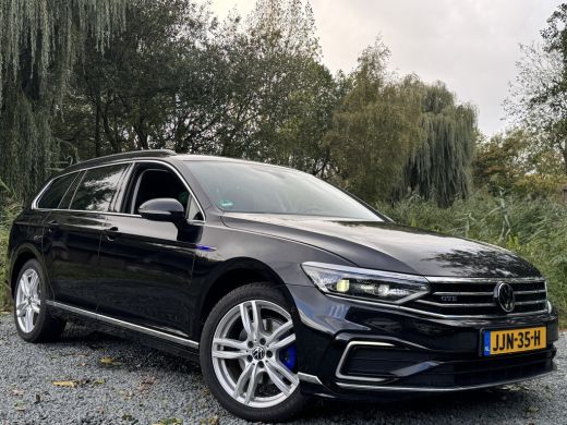 Volkswagen Passat Variant 218PK DSG HYBRID GTE BUSINESS CAMERA/NAVI/IQ-LIGHT ActivLease financial lease