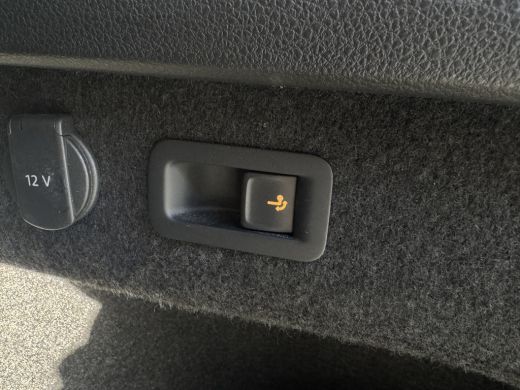 Volkswagen Passat Variant 218PK DSG HYBRID GTE BUSINESS CAMERA/NAVI/IQ-LIGHT ActivLease financial lease