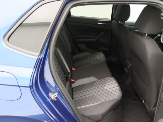 Volkswagen Polo 1.0 TSi 110 Pk Automaat R-Line | Adaptive Cruise | Privacy Glass | CarPlay | Bluetooth | 16 Inch ... ActivLease financial lease