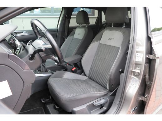 Volkswagen Polo 1.0 TSI 85kw 116pk Highline Business 2xR-Line , Beats audio , PDC, Navi, Carplay, LMV, Cruisecont... ActivLease financial lease