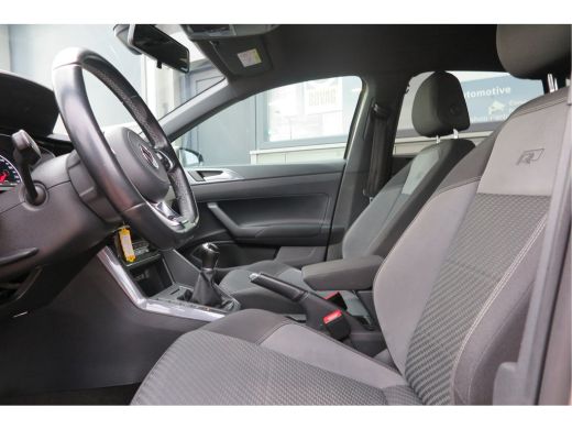 Volkswagen Polo 1.0 TSI 85kw 116pk Highline Business 2xR-Line , Beats audio , PDC, Navi, Carplay, LMV, Cruisecont... ActivLease financial lease