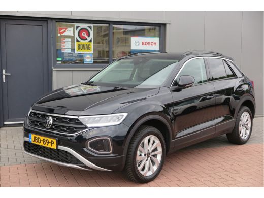 Volkswagen T-Roc 1.5 TSI 150pk DSG Life Edition, Camera,Navigatie,Virtual cockpit, ACC, Carplay ,Keyless ,Led verl... ActivLease financial lease