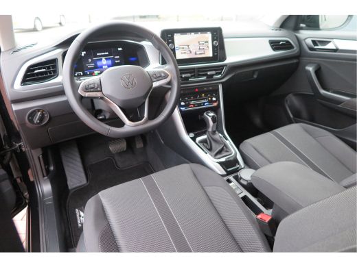 Volkswagen T-Roc 1.5 TSI 150pk DSG Life Edition, Camera,Navigatie,Virtual cockpit, ACC, Carplay ,Keyless ,Led verl... ActivLease financial lease