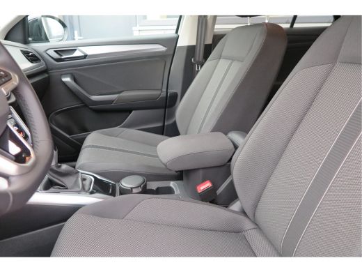 Volkswagen T-Roc 1.5 TSI 150pk DSG Life Edition, Camera,Navigatie,Virtual cockpit, ACC, Carplay ,Keyless ,Led verl... ActivLease financial lease