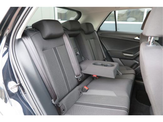 Volkswagen T-Roc 1.5 TSI 150pk DSG Life Edition, Camera,Navigatie,Virtual cockpit, ACC, Carplay ,Keyless ,Led verl... ActivLease financial lease