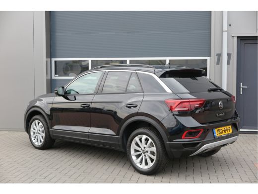 Volkswagen T-Roc 1.5 TSI 150pk DSG Life Edition, Camera,Navigatie,Virtual cockpit, ACC, Carplay ,Keyless ,Led verl... ActivLease financial lease