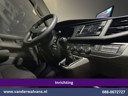 Volkswagen Transporter 2.0 TDI 150pk L2H1 Inrichting Euro6 Airco | Omvormer | Camera | 2500kg Trekhaak | Apple Carplay A... ActivLease financial lease