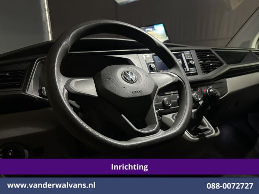 Volkswagen Transporter 2.0 TDI 150pk L2H1 Inrichting Euro6 Airco | Omvormer | Camera | 2500kg Trekhaak | Apple Carplay A... ActivLease financial lease