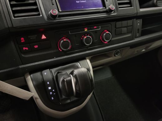Volkswagen Transporter 2.0TDI 150pk L2/H1 Automaat Euro 6! ActivLease financial lease