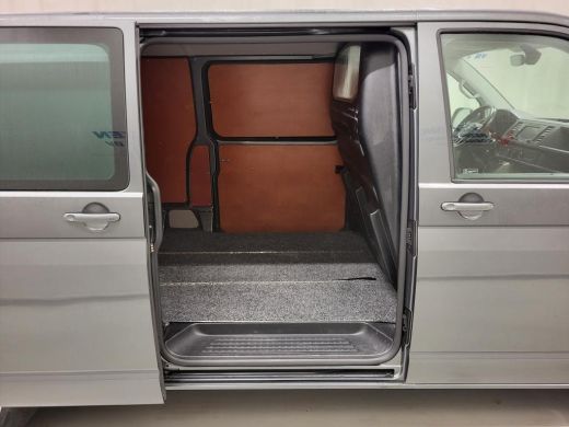 Volkswagen Transporter 2.0TDI 150pk L2/H1 Automaat Euro 6! ActivLease financial lease
