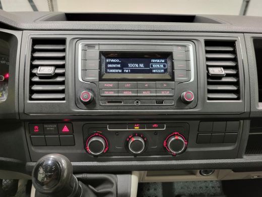 Volkswagen Transporter 2.0TDI L2/H1 Dubbele Cabine Trekhaak Euro 6! ActivLease financial lease