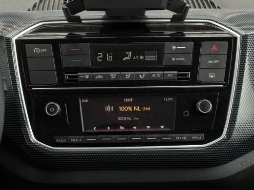 Volkswagen up! 1.0 65 pk | Achteruitrijcamera | Airco (automatisch) | Cruise control ActivLease financial lease