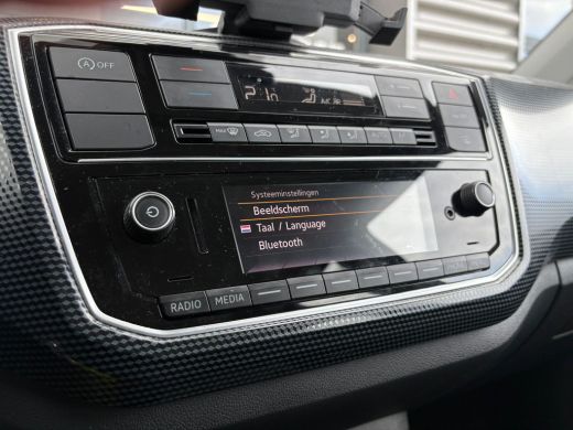 Volkswagen up! 1.0 65 pk | Achteruitrijcamera | Airco (automatisch) | Cruise control ActivLease financial lease