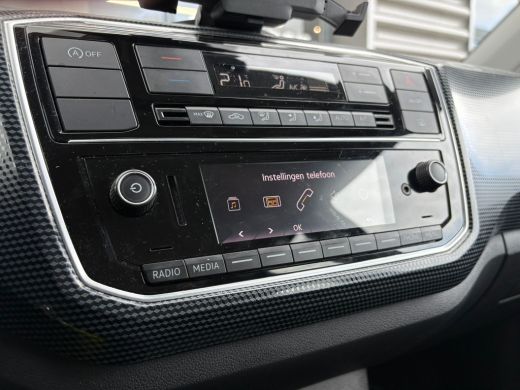 Volkswagen up! 1.0 65 pk | Achteruitrijcamera | Airco (automatisch) | Cruise control ActivLease financial lease