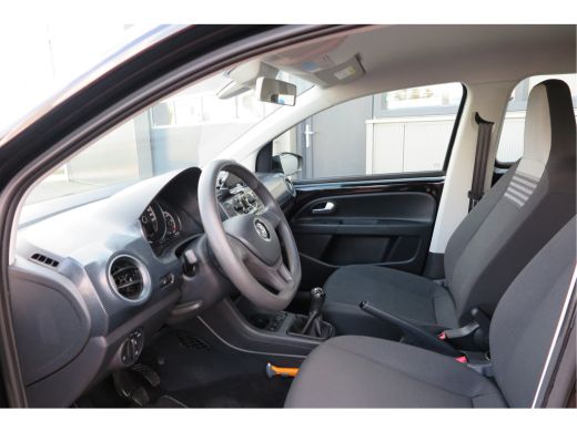 Volkswagen up! 1.0 BMT 60pk move up! , DAB+ radio, Maps&More , Airco , etc Cruisecontrol tegen €550,- meerprijs . ActivLease financial lease