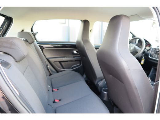 Volkswagen up! 1.0 BMT 60pk move up! , DAB+ radio, Maps&More , Airco , etc Cruisecontrol tegen €550,- meerprijs . ActivLease financial lease