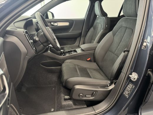 Volvo  XC40 B4 Plus Black Edition | Apple Carplay/Android Auto|telefoonintegratie premium | Cruise control ad... ActivLease financial lease