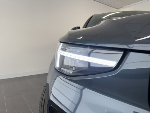 Volvo  XC40 B4 Plus Black Edition | Apple Carplay/Android Auto|telefoonintegratie premium | Cruise control ad... ActivLease financial lease