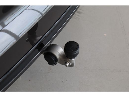 Volvo  XC90 T8 455PK Ultra Dark | B&W Audio | Luchtvering | Trekhaak | Gelam Glas | Getint Glas ActivLease financial lease