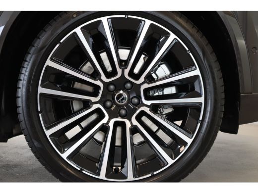 Volvo  XC90 T8 455PK Ultra Dark | B&W Audio | Luchtvering | Trekhaak | Gelam Glas | Getint Glas ActivLease financial lease
