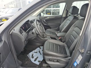 Volkswagen Tiguan 1.4 TSI eHybrid Elegance l Elektr. Stoelen memory en Lederen bekleding l Matrix LED l Stoel en st...
