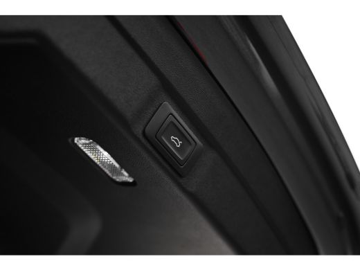 Audi A5 Limousine S edition, A5 (2025) | Adaptive cruise control | Aluminium optiek in het interieur | Au... ActivLease financial lease