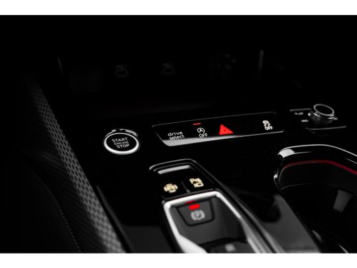 Audi A5 Limousine S edition, A5 (2025) | Adaptive cruise control | Aluminium optiek in het interieur | Au... ActivLease financial lease
