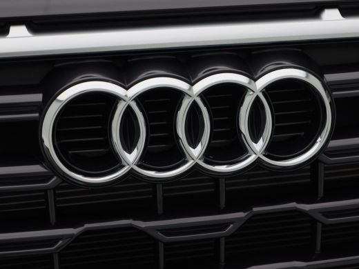 Audi Q2 35 TFSi 150 Pk Automaat S-Line | Sonos Audio | Volledig Leder met Rode Stiksels | Digitaal Dashbo... ActivLease financial lease