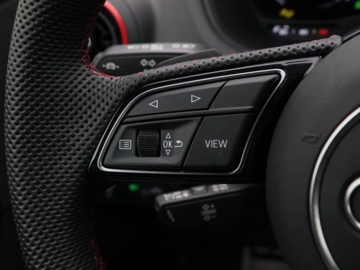 Audi Q2 35 TFSi 150 Pk Automaat S-Line | Sonos Audio | Volledig Leder met Rode Stiksels | Digitaal Dashbo... ActivLease financial lease