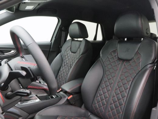 Audi Q2 35 TFSi 150 Pk Automaat S-Line | Sonos Audio | Volledig Leder met Rode Stiksels | Digitaal Dashbo... ActivLease financial lease