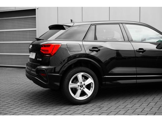 Audi Q2 S edition | Adaptive cruise control | Audi smartphone interface | Audi soundsystem ActivLease financial lease